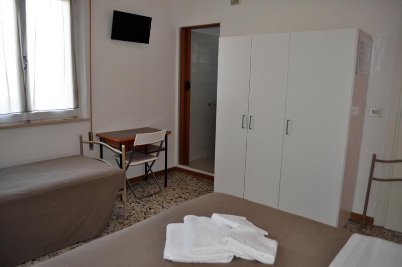 Hotel Urano Κατόλικα Εξωτερικό φωτογραφία