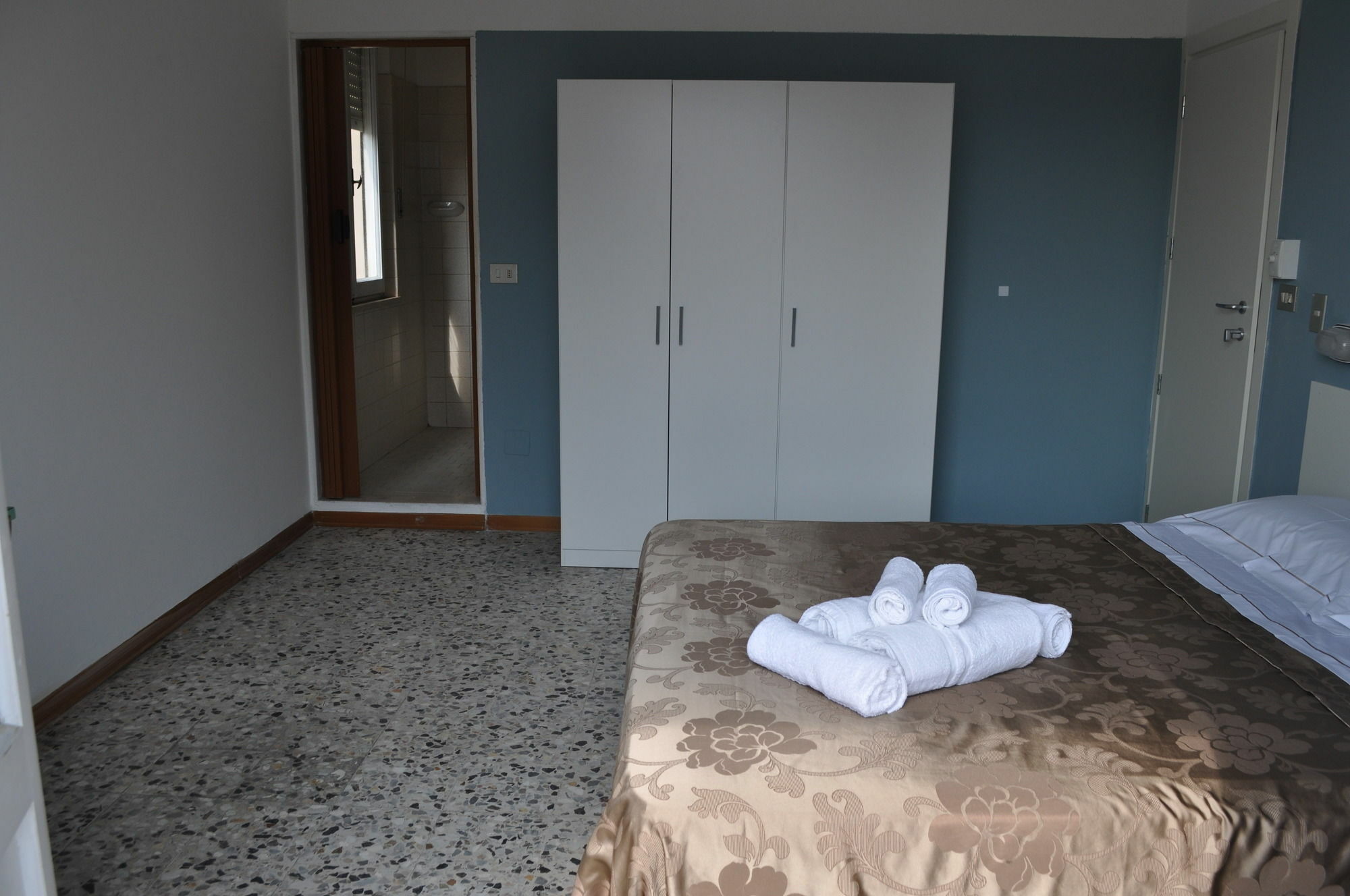 Hotel Urano Κατόλικα Εξωτερικό φωτογραφία